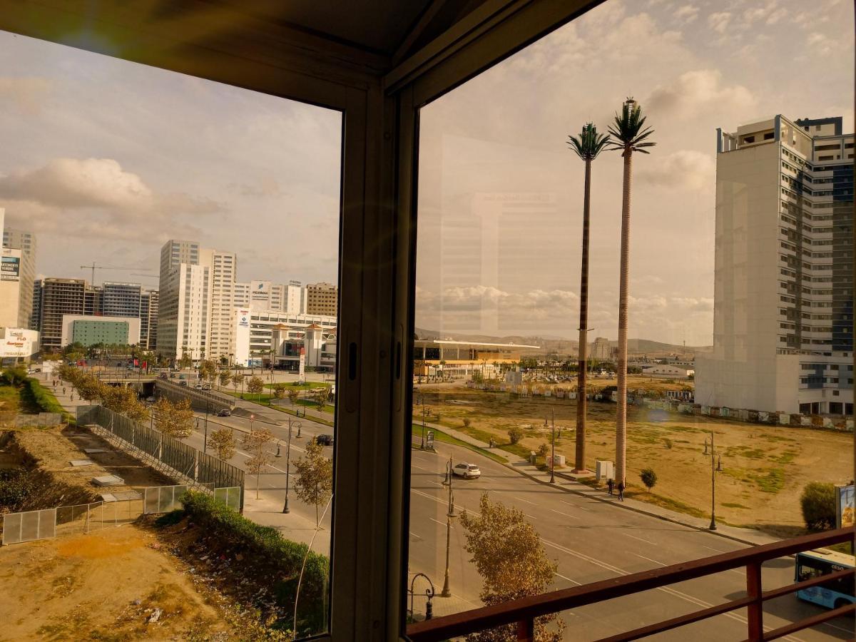 Nouveau Appartement Au Plein Centre Ville En Face Hilton Tanca Dış mekan fotoğraf